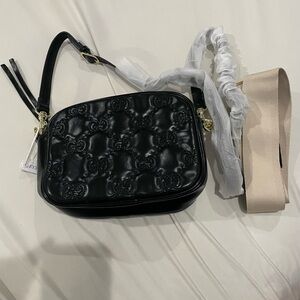 Black Classy Crossbody Purse